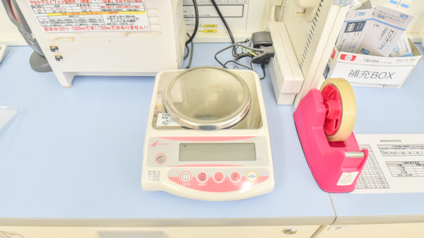 スギ薬局　犬山西店の調剤器具