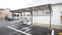 スギ薬局　宝町店の駐輪場
