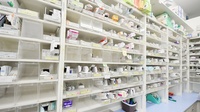 スギ薬局　刈谷松栄店の薬棚