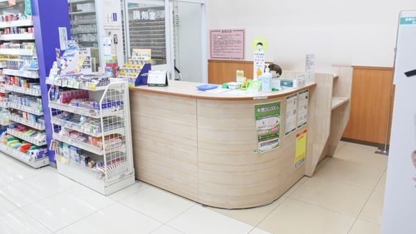 スギ薬局　石屋川店の受付/カウンター