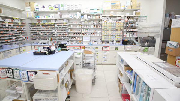 スギ薬局　水口松尾店の調剤室