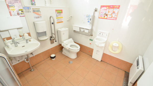 スギ薬局　高山中央店のお手洗い