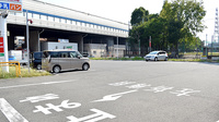 スギ薬局　豊中小曽根店の駐車場