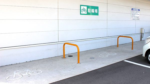 スギ薬局　碧南城山店の駐輪場