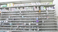 スギ薬局　新開地店の薬棚