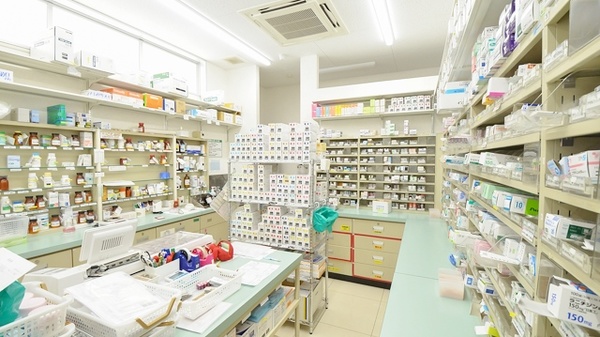 スギ薬局　岐阜都通店の調剤室