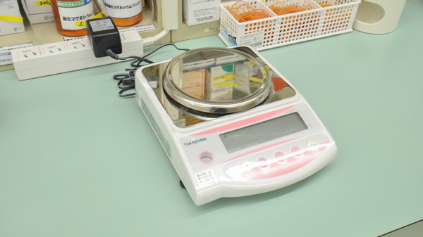 スギ薬局　岐阜都通店の調剤器具