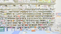 スギ薬局　ことぶき店の薬棚