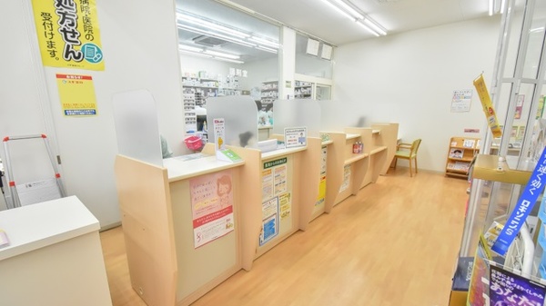 スギ薬局　メグリア朝日店の受付/カウンター