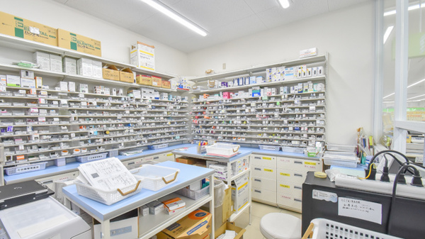 スギ薬局　豊田高上店の調剤室