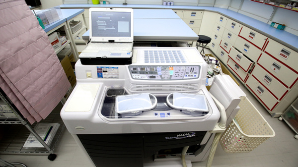 スギ薬局　幡豆店の調剤器具