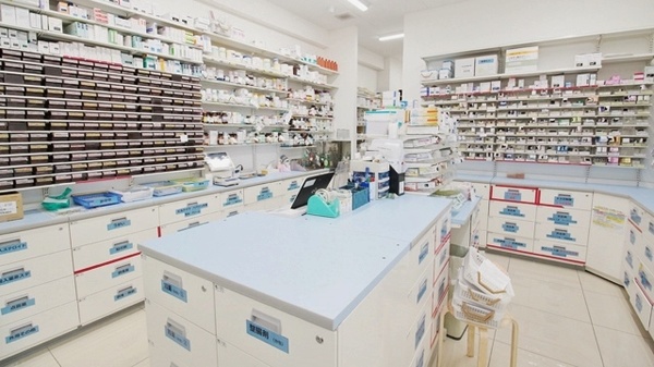 スギ薬局　牟呂店の調剤室