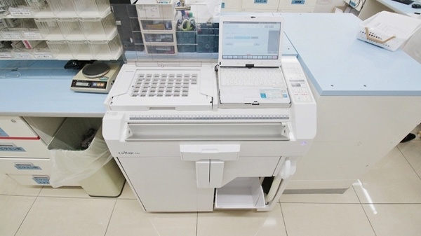 スギ薬局　牟呂店の調剤器具
