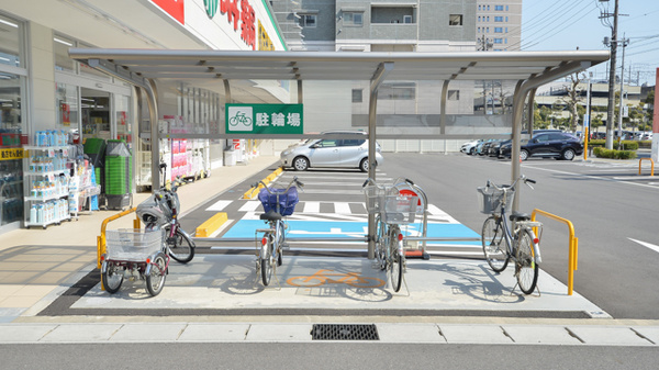 スギ薬局　岐阜駅西店の駐輪場