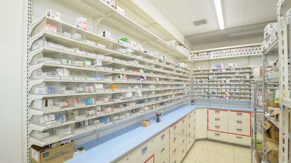 スギ薬局　松阪川井町店の調剤室