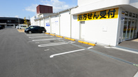 スギ薬局　寝屋川成美店の駐車場