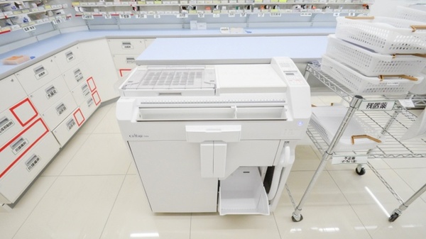 スギ薬局　長篠店の調剤器具