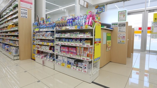 スギ薬局　和泉小田店の一般医薬品