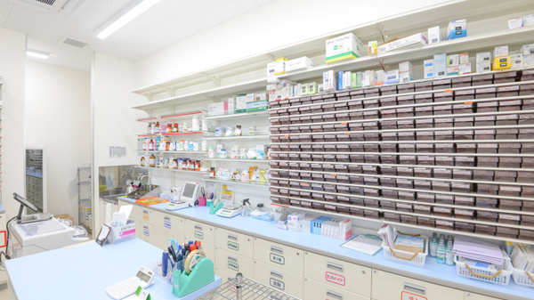 スギ薬局　幸田相見店の調剤室