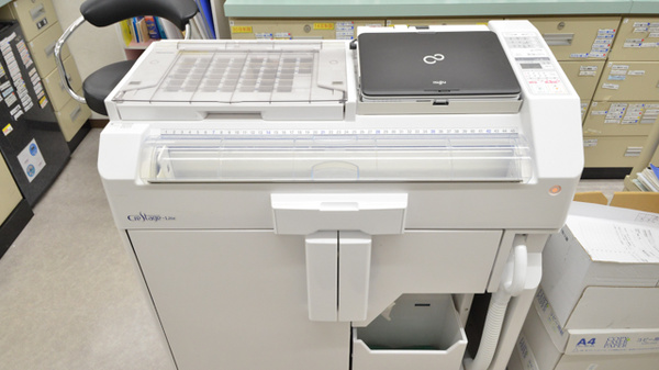 スギ薬局　鏡島店の調剤器具