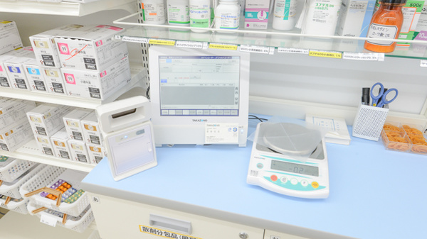 スギ薬局　豊川野口店の調剤器具