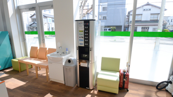 スギ薬局　東岩田店のフリーサービス