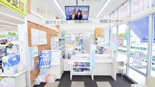 ライフォート　洛西薬局の受付/カウンター