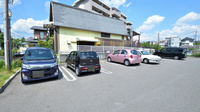 ライフォート　洛西薬局の駐車場