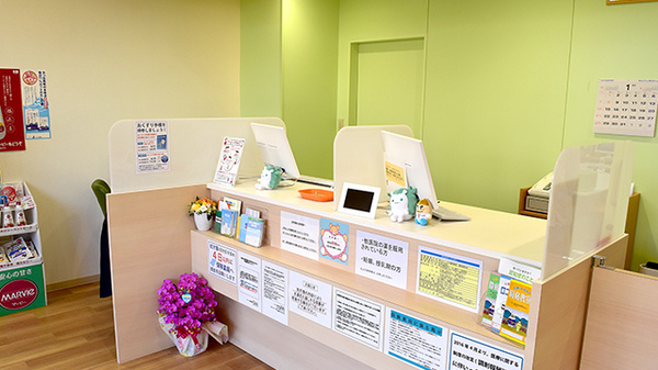 エム・エヌ調剤薬局春田駅前店の受付/カウンター