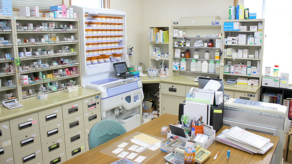 紫波中央薬局の調剤室