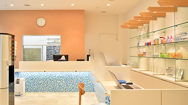 かもめ薬局　六甲アイランド店の受付/カウンター
