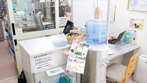 しんわ薬局半原店の受付/カウンター