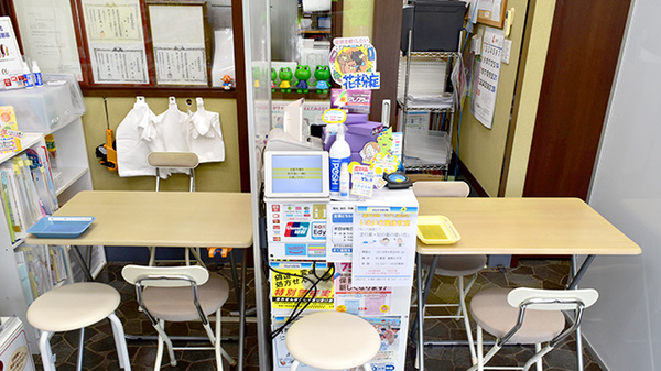 しんわ薬局湘南みずき店の受付/カウンター
