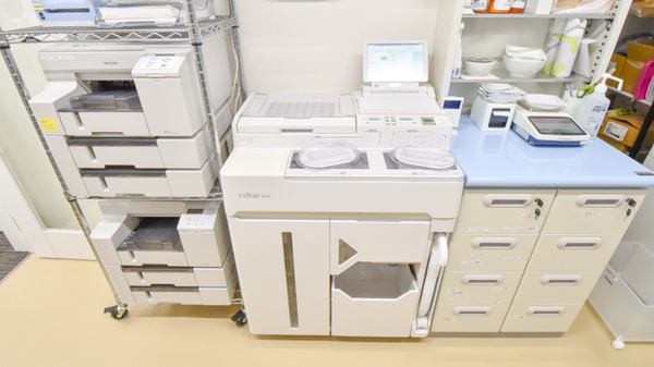 旭南いわま薬局の調剤器具