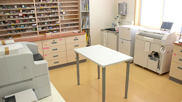 えぼし薬局　青田店の調剤室