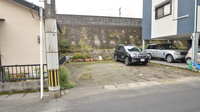 西田調剤薬局の駐車場