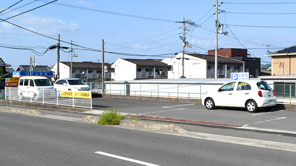 松村薬局　しど調剤薬局の駐車場