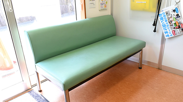 松村薬局　グリーンヒル店の待合スペース