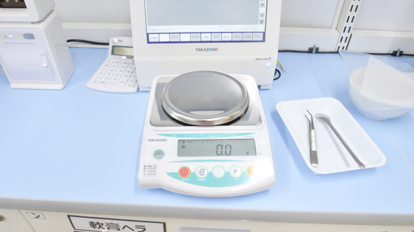スギ薬局　名和店の調剤器具