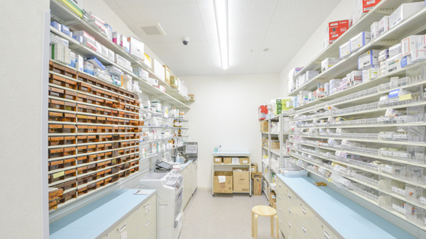 スギ薬局　北野田店の調剤室