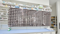 スギ薬局　名南店の薬棚