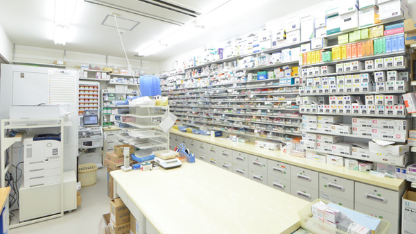 調剤薬局ツルハドラッグ永山7条店の調剤室