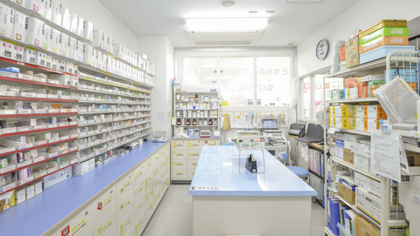 調剤薬局ツルハドラッグ帯広西8条店の調剤室