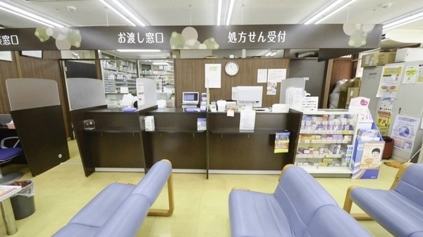 調剤薬局クスリのツルハ琴似店の受付/カウンター