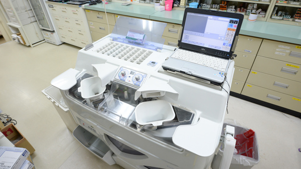 調剤薬局クスリのツルハ北大前店の調剤器具