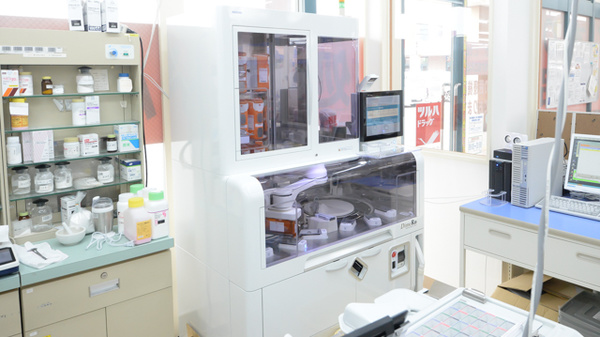 調剤薬局ツルハドラッグ平岡店の調剤器具