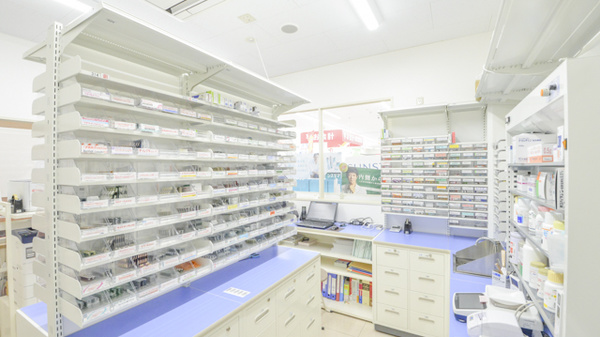 調剤薬局ツルハドラッグ花川南店の調剤室