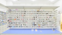 調剤薬局ツルハドラッグ手稲星置駅前店の薬棚