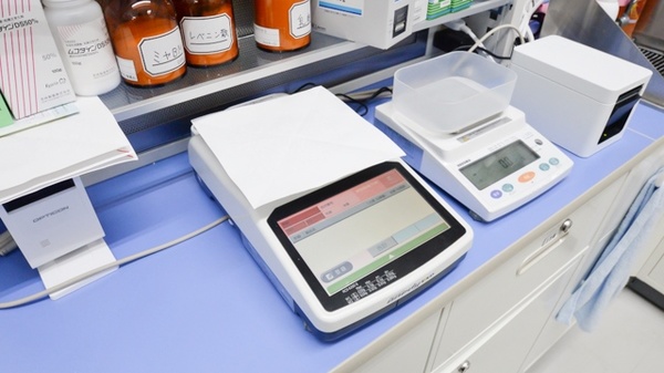 調剤薬局ツルハドラッグ宮の森3条店の調剤器具
