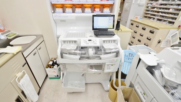 調剤薬局ツルハドラッグ大麻店の調剤器具